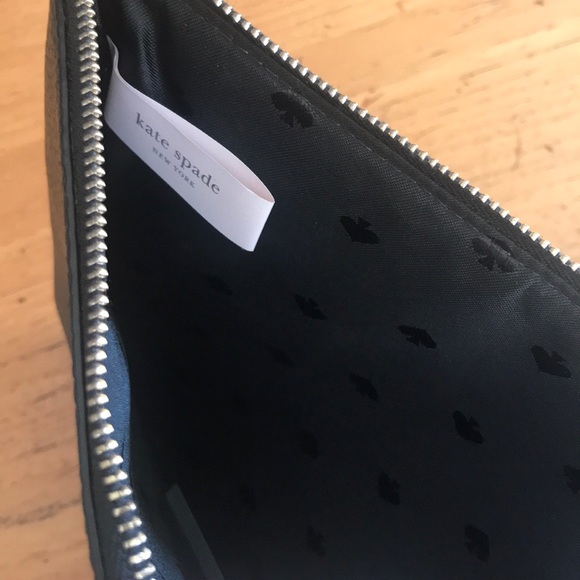 NWT Kate Spade black zip pouch - Picture 6 of 8